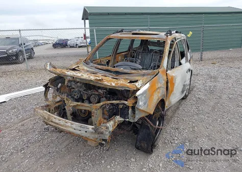 2011 Subaru Forester 2.5X Premium из США, поврежденный, VIN JF2SHADC4BH770686